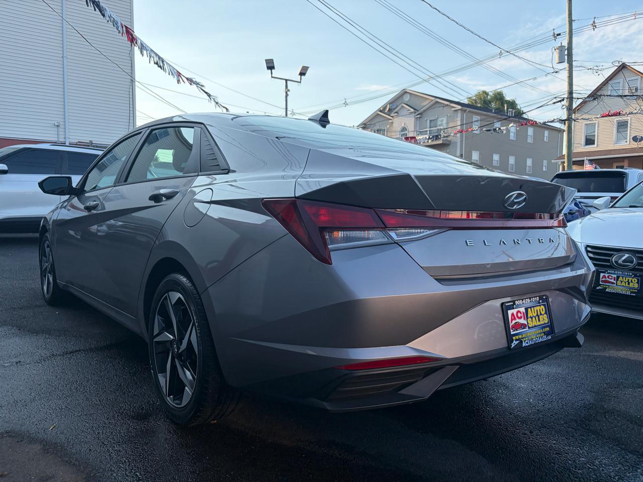 Hyundai Elantra SEL 2023