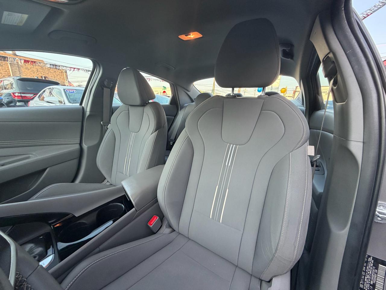 Hyundai Elantra SEL 2023