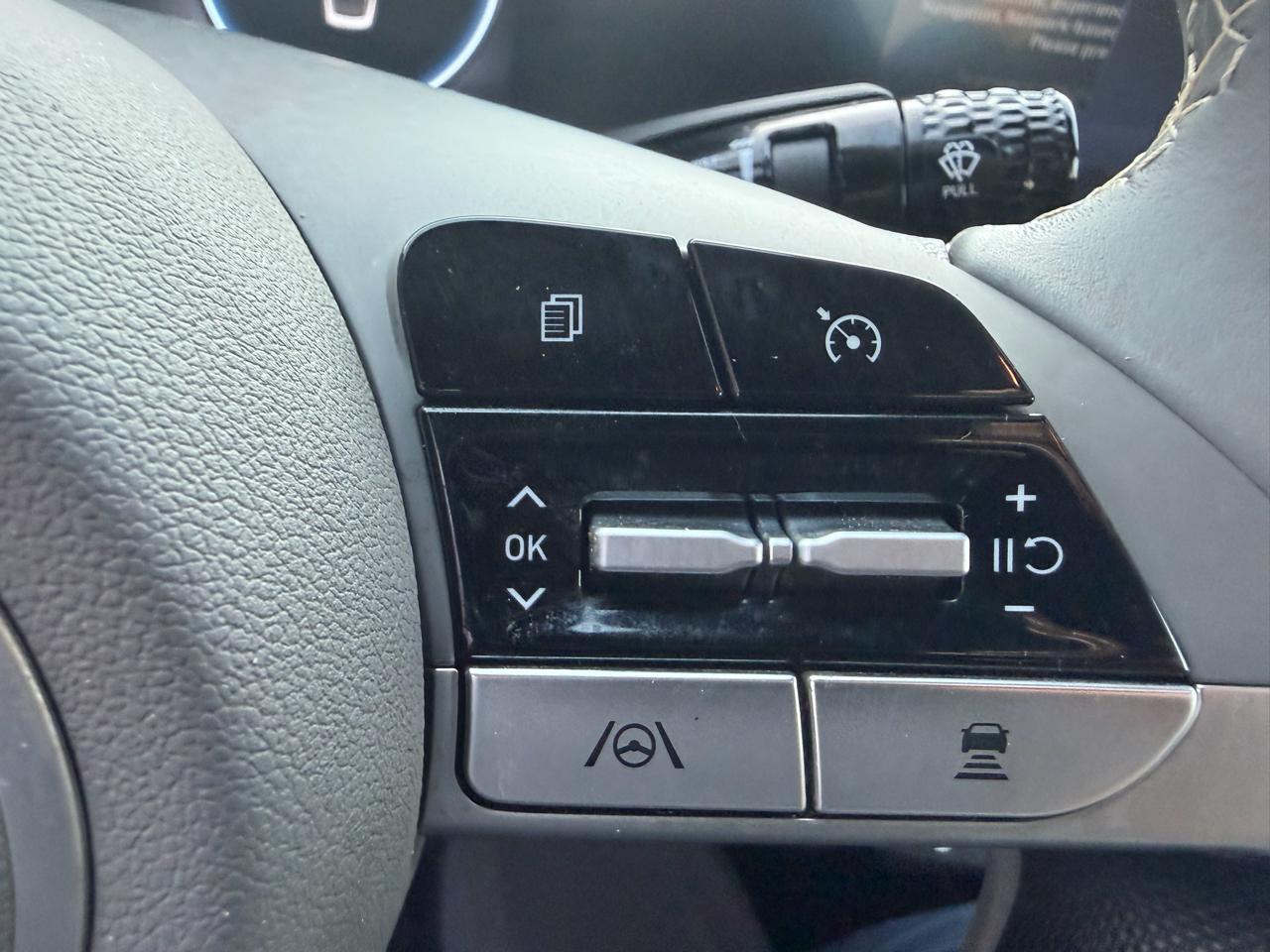 Hyundai Elantra SEL 2023