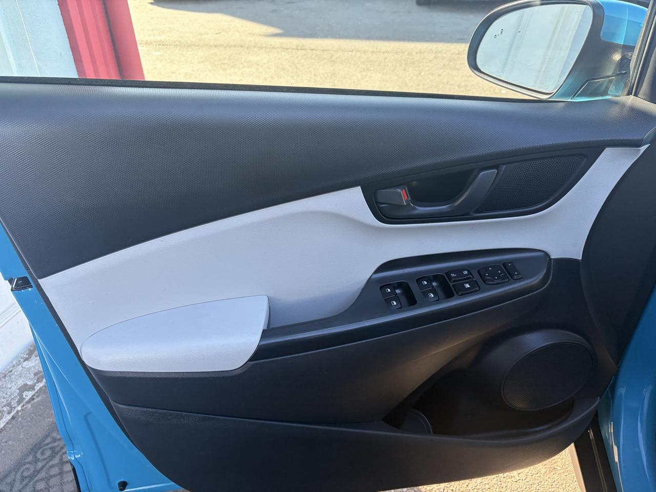 Hyundai Kona SEL AWD 2023