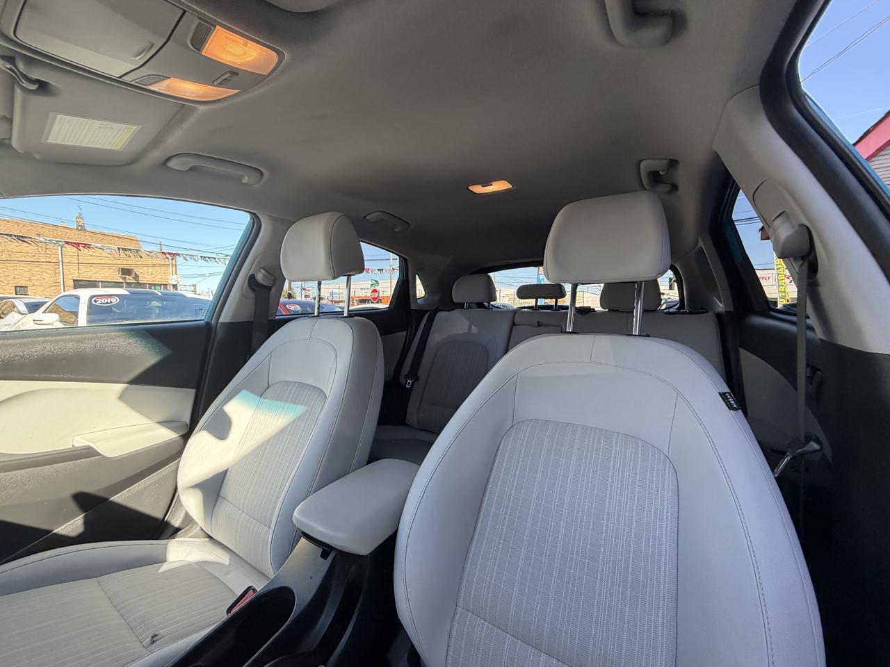 Hyundai Kona SEL AWD 2023