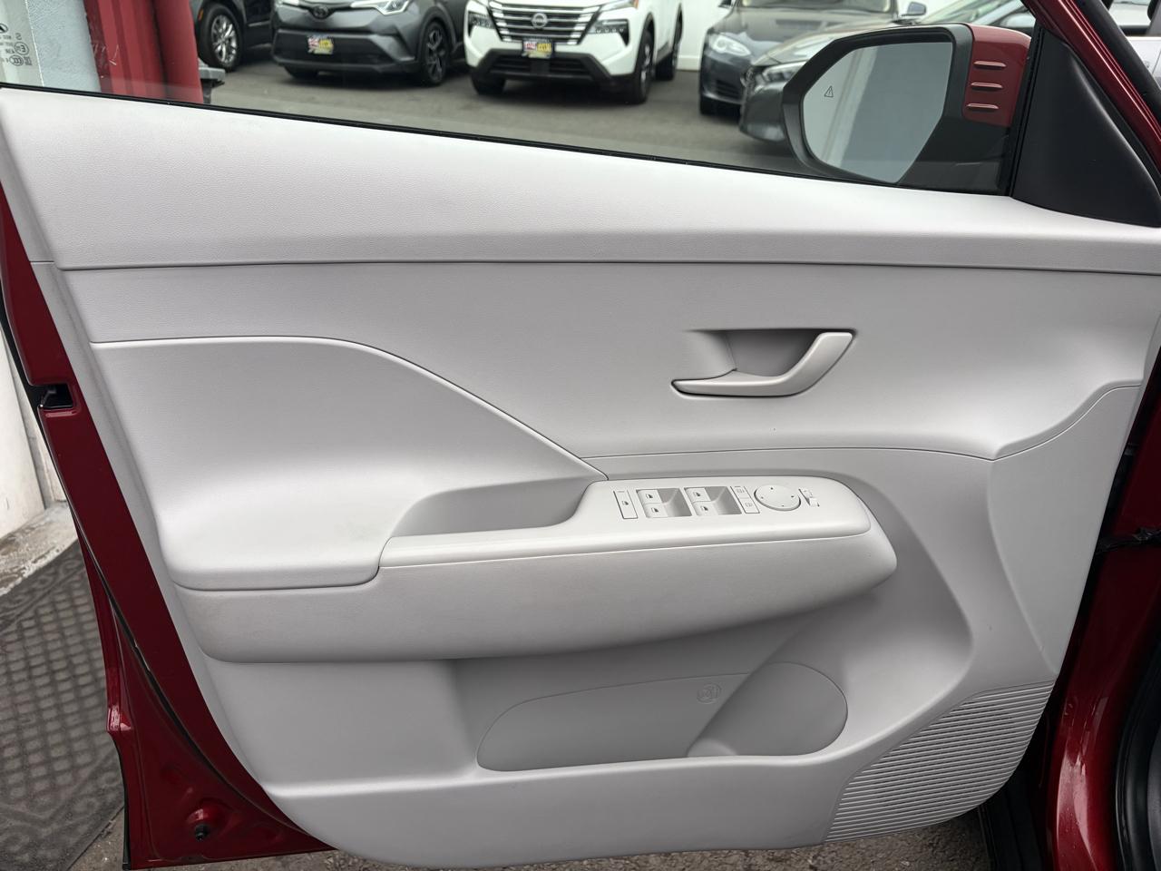 Hyundai Kona SEL 2025