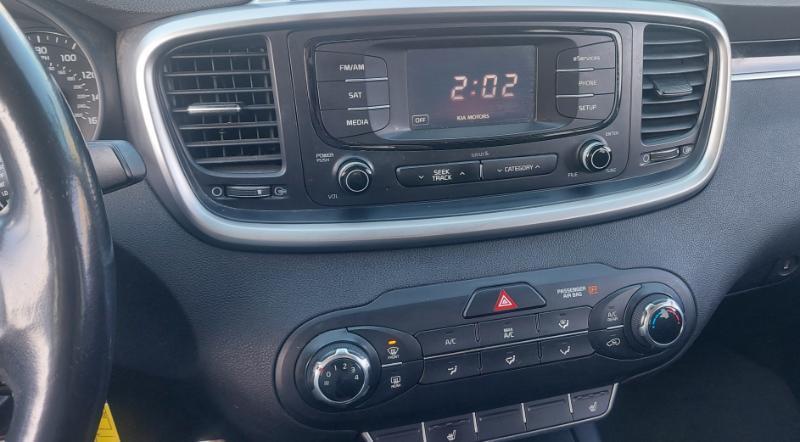 Kia Sorento LX V6 AWD 2016