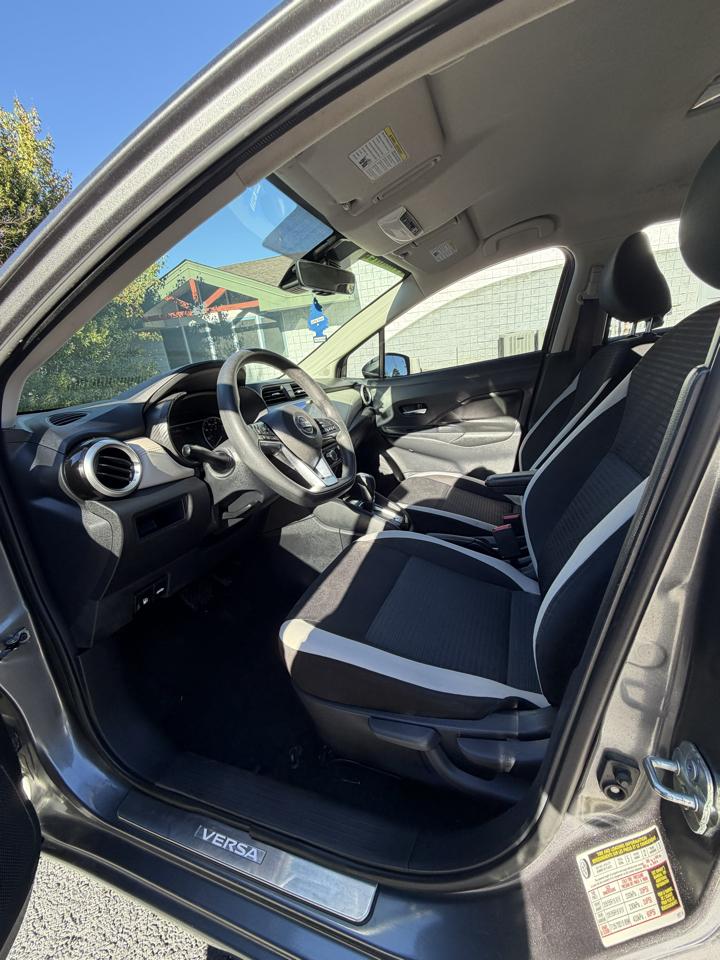 Nissan Versa SV 2020