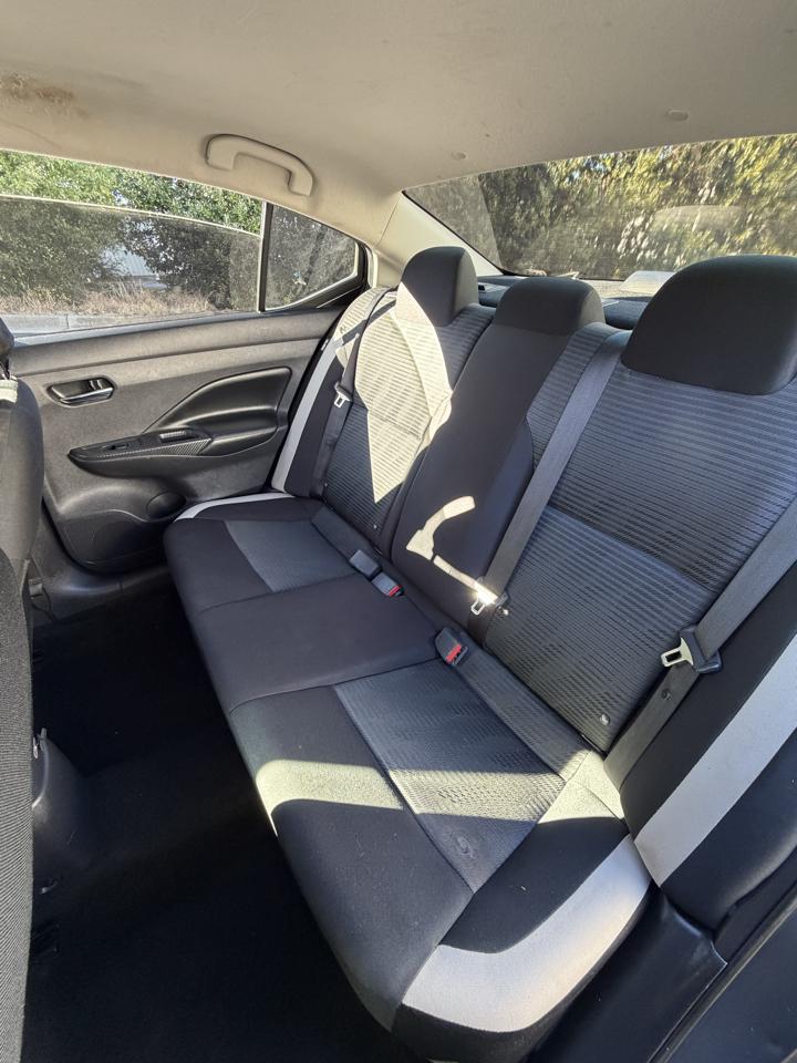Nissan Versa SV 2020