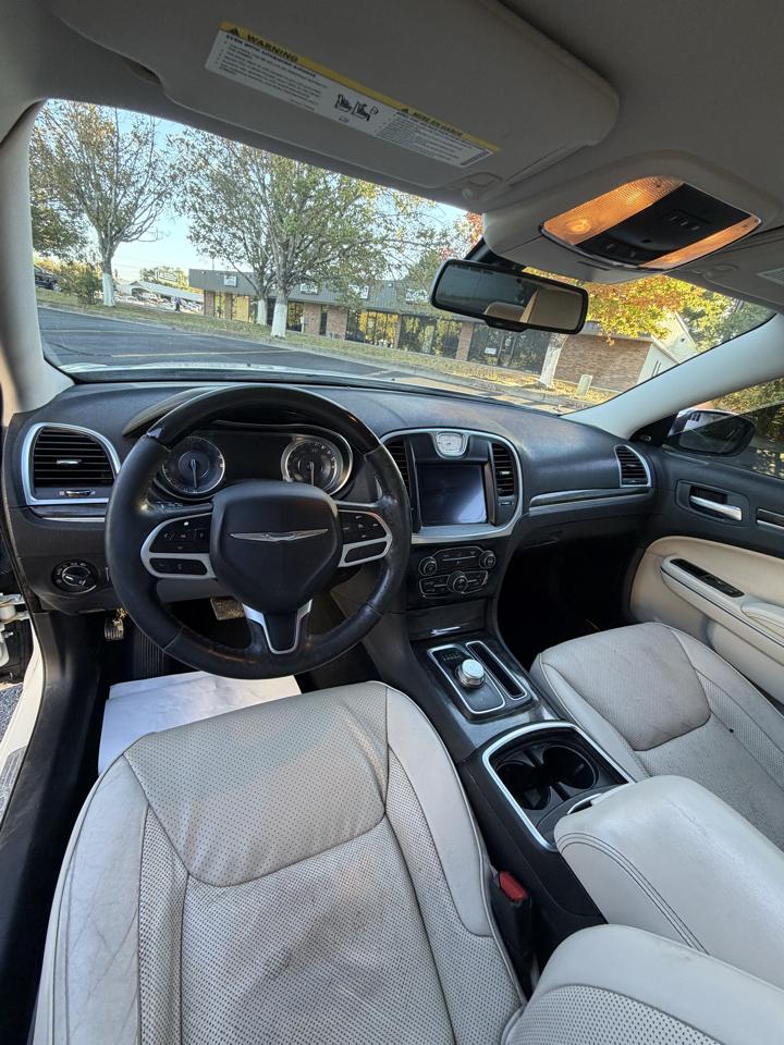 Chrysler 300 Limited RWD 2019