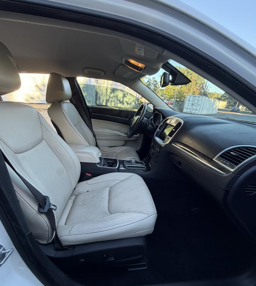 Chrysler 300 Limited RWD 2019