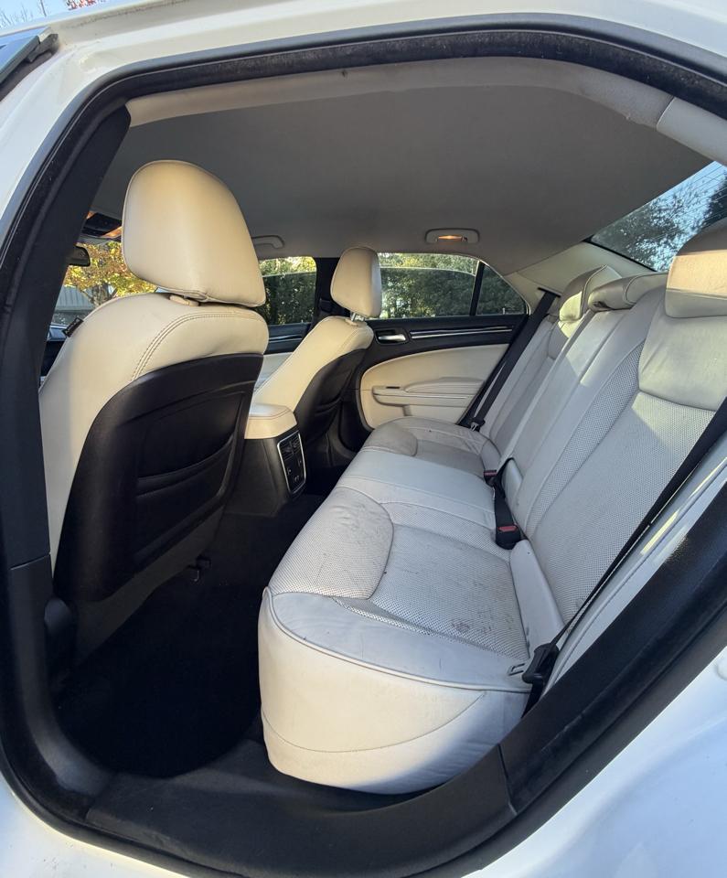 Chrysler 300 Limited RWD 2019