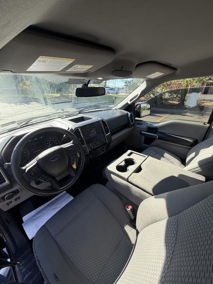 Ford F-150 XL SuperCrew 5.5-ft. Bed 2WD 2016