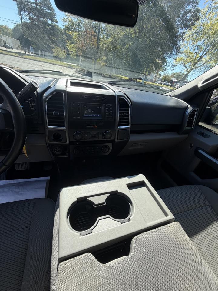 Ford F-150 XL SuperCrew 5.5-ft. Bed 2WD 2016
