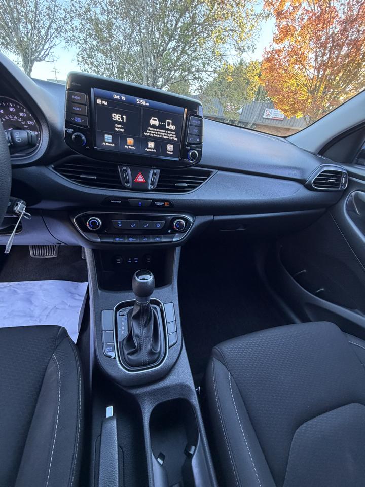 Hyundai Elantra GT 2.0L 6M 2018
