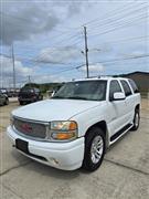 2003 GMC Yukon Denali 