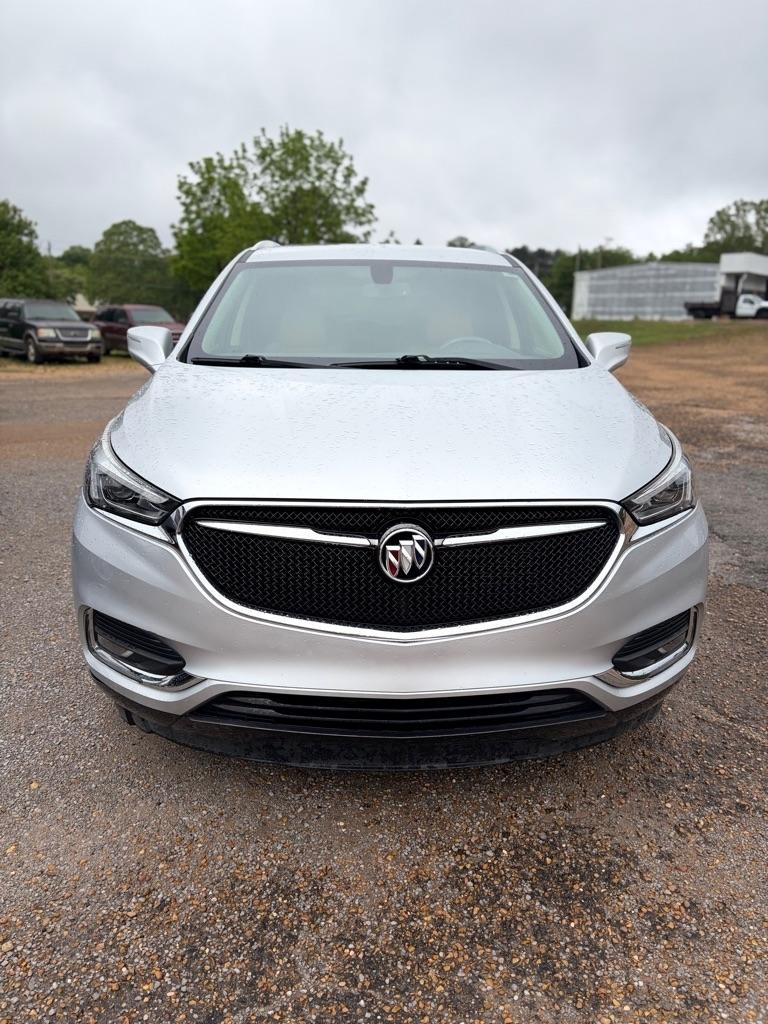 2019 Buick Enclave Essence's photo