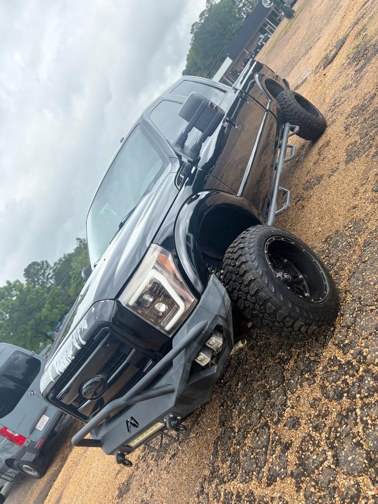 2016 Ford F-250 Lariat 4x4 Crew Cab 8' Box's photo