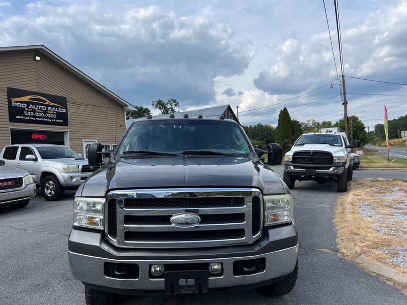 Ford F-350 SD XL Crew Cab 4WD 2006