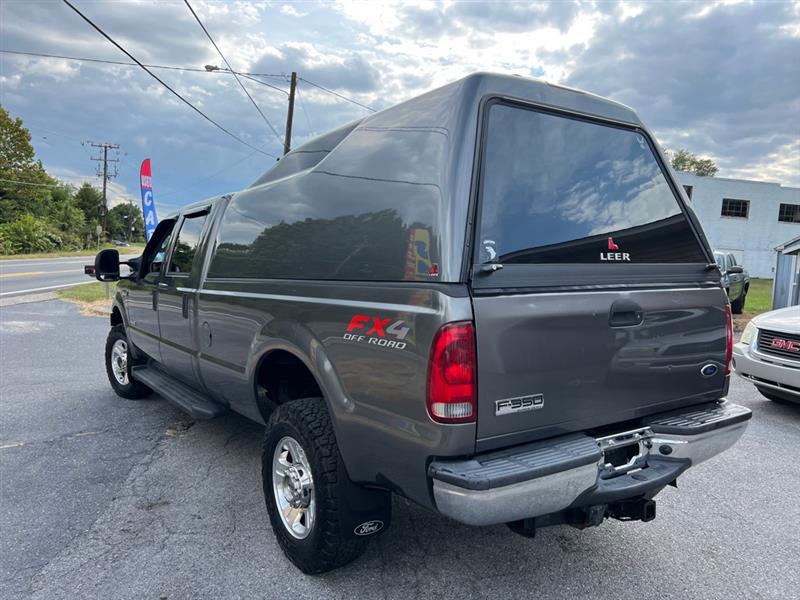 Ford F-350 SD XL Crew Cab 4WD 2006