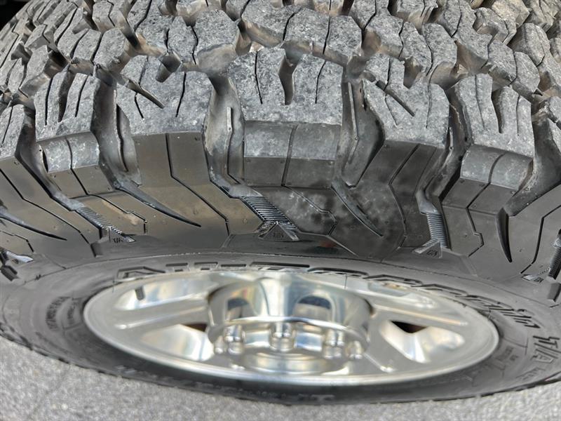 Ford F-350 SD XL Crew Cab 4WD 2006