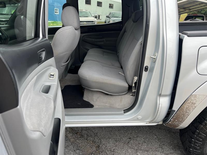 Toyota Tacoma Double Cab V6 4WD 2007