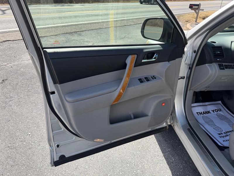 Toyota Highlander Hybrid Limited 4WD 2008