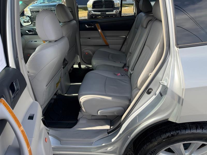 Toyota Highlander Hybrid Limited 4WD 2008