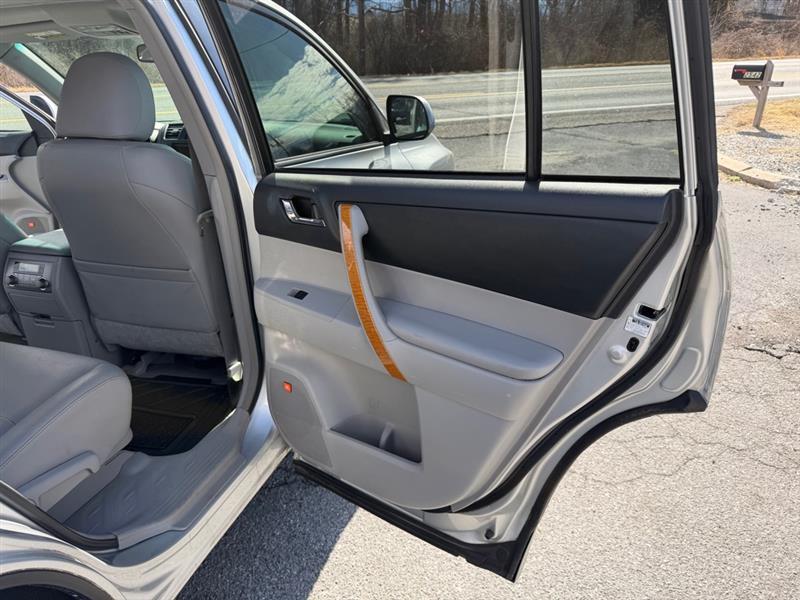 Toyota Highlander Hybrid Limited 4WD 2008