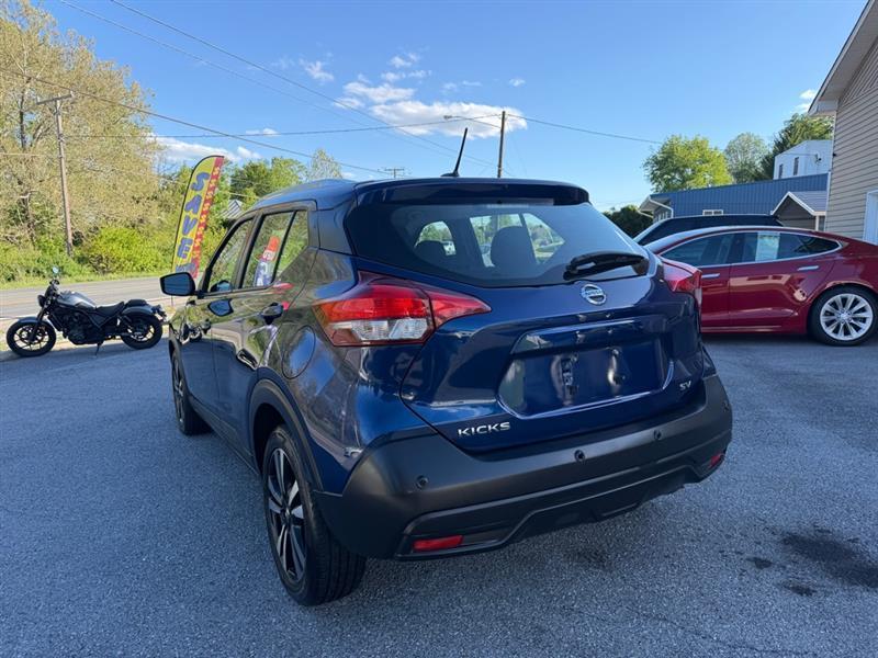 Nissan Kicks SV 2020