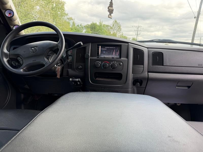 Dodge Ram 2500 ST Quad Cab Long Bed 4WD 2003