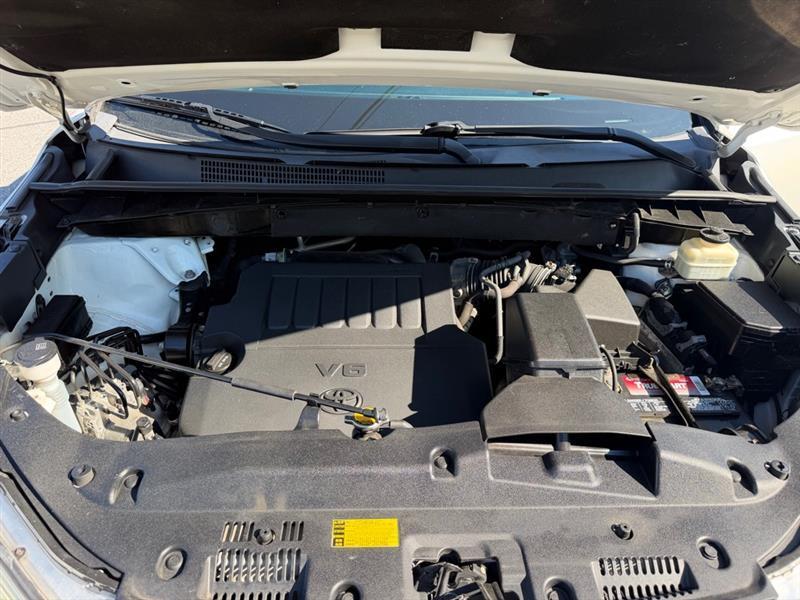Toyota Highlander XLE FWD V6 2015