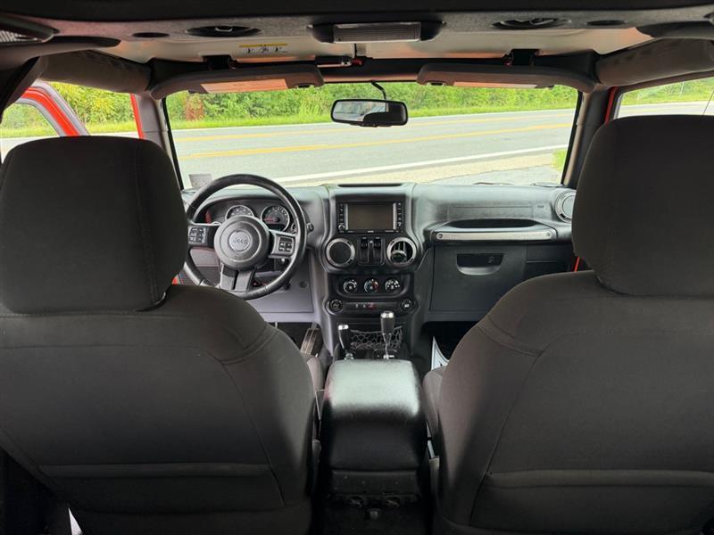 Jeep Wrangler Sport 4WD 2015