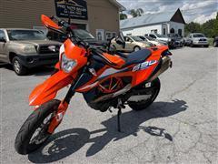 2024 KTM 690 SMC R 
