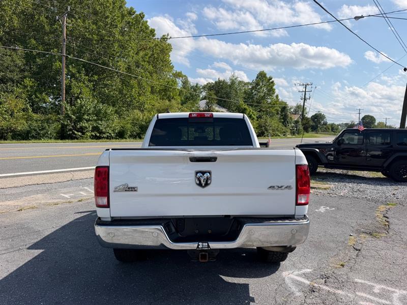 RAM 1500 SLT Crew Cab SWB 4WD 2016