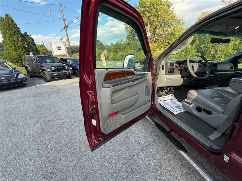 Ford F-250 SD XL Crew Cab 4WD 2004