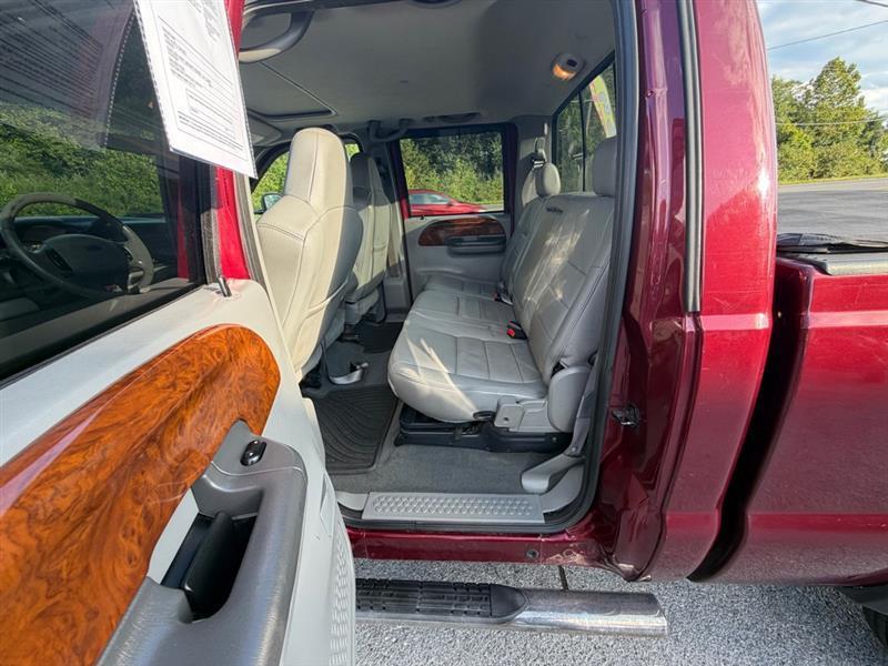 Ford F-250 SD XL Crew Cab 4WD 2004