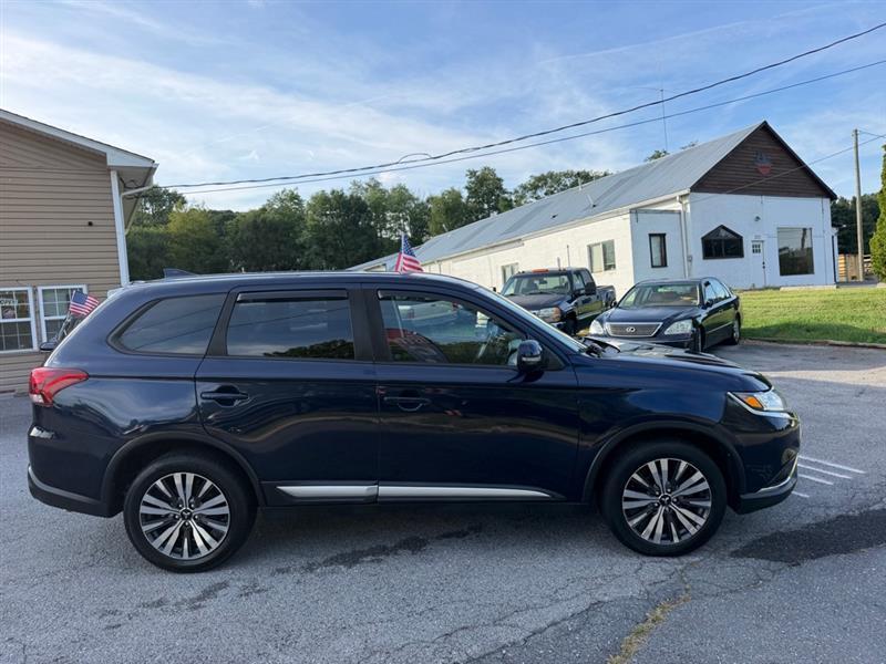 Mitsubishi Outlander SEL AWD 2019