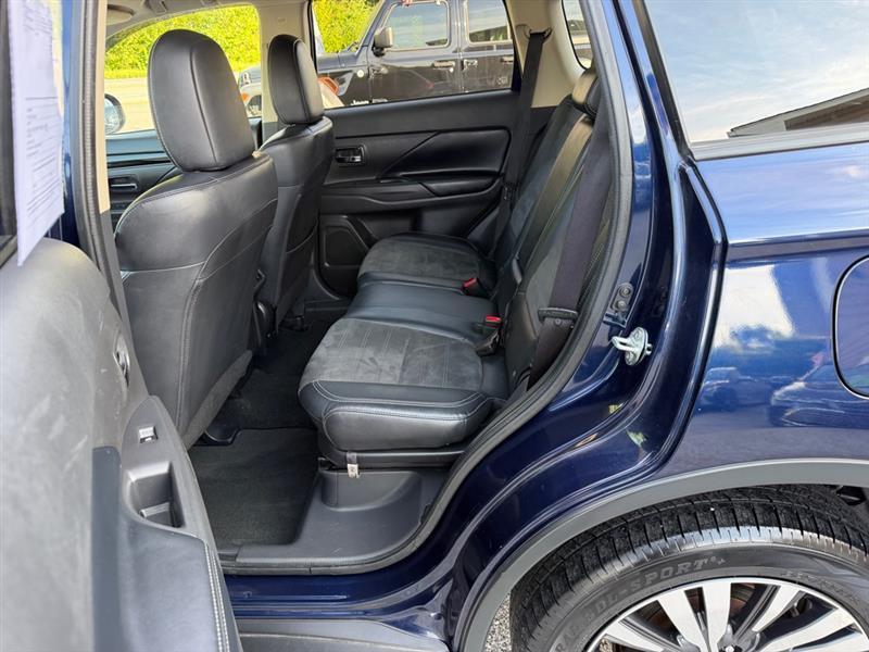 Mitsubishi Outlander SEL AWD 2019