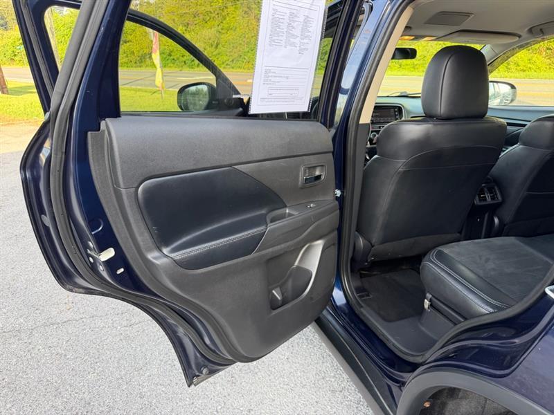 Mitsubishi Outlander SEL AWD 2019