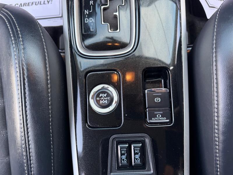 Mitsubishi Outlander SEL AWD 2019