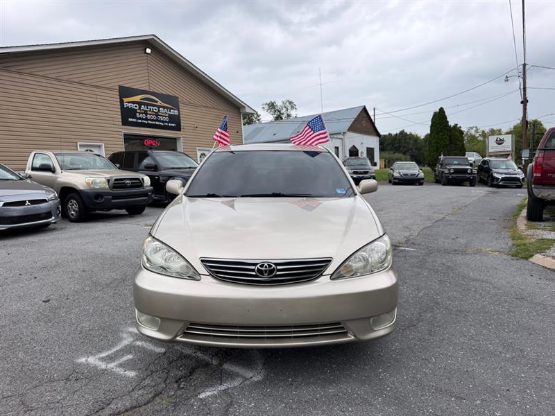 Toyota Camry Standard 2005