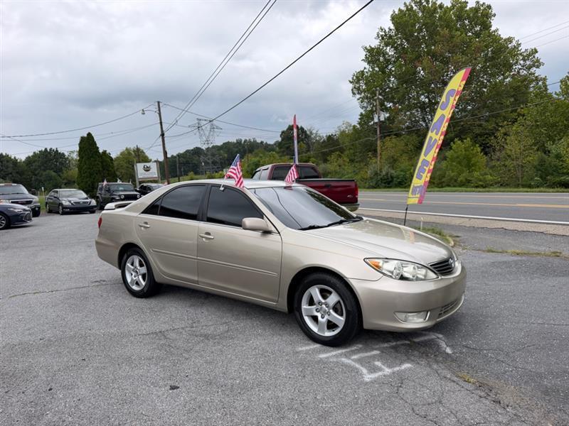 Toyota Camry Standard 2005