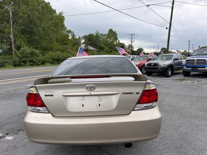Toyota Camry Standard 2005
