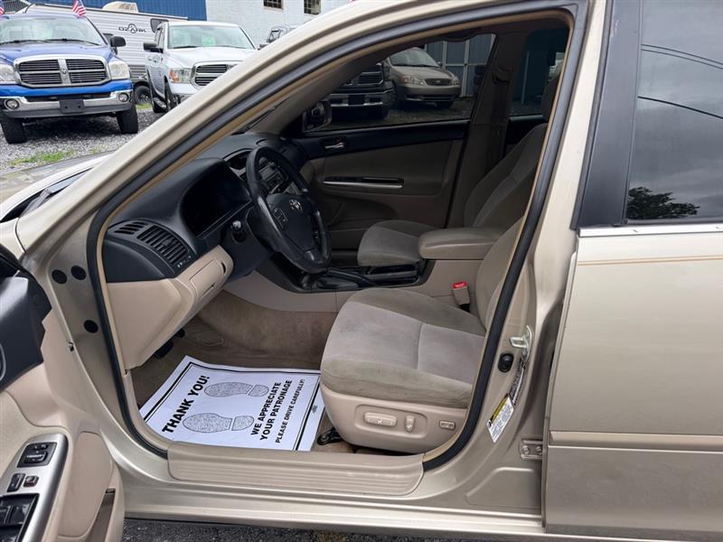 Toyota Camry Standard 2005