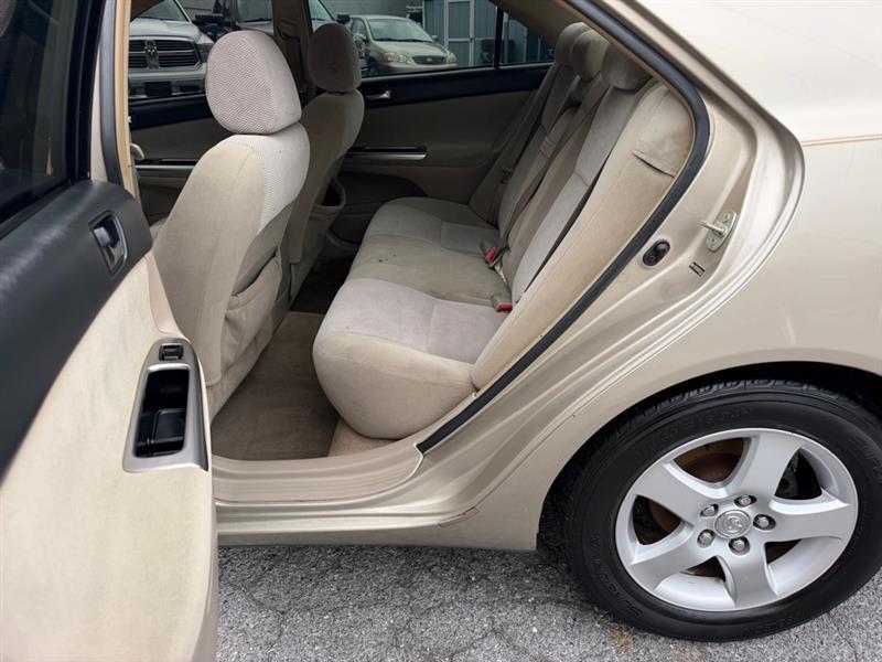 Toyota Camry Standard 2005