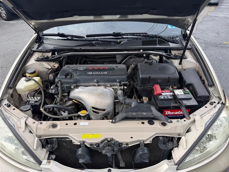 Toyota Camry Standard 2005