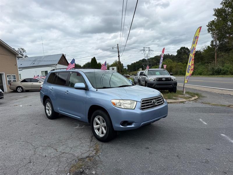 Toyota Highlander Base 4WD 2008