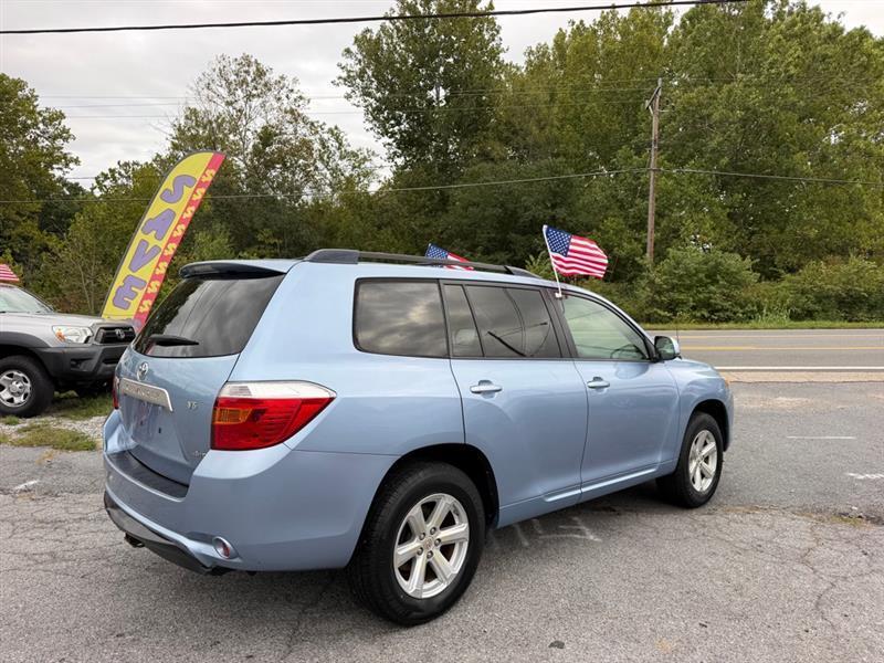 Toyota Highlander Base 4WD 2008