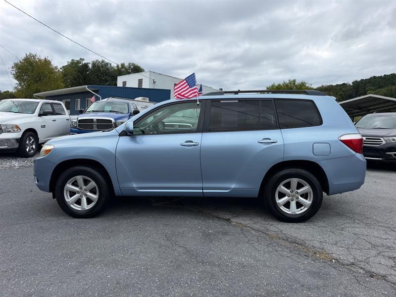 Toyota Highlander Base 4WD 2008