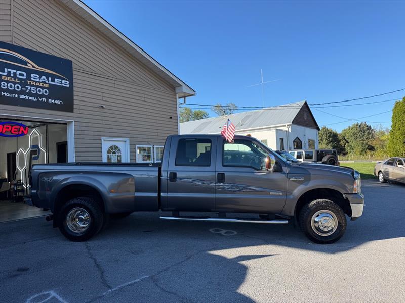 Ford F-350 SD XL Crew Cab 4WD DRW 2006