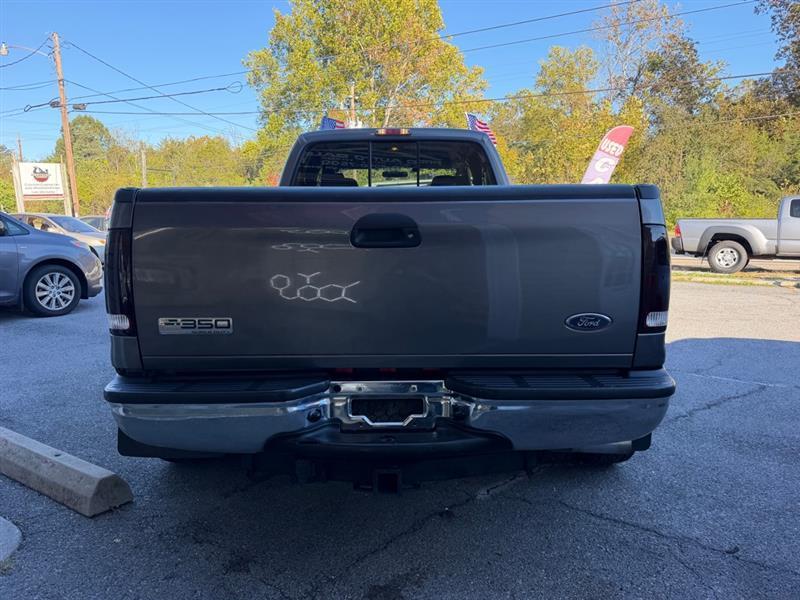 Ford F-350 SD XL Crew Cab 4WD DRW 2006