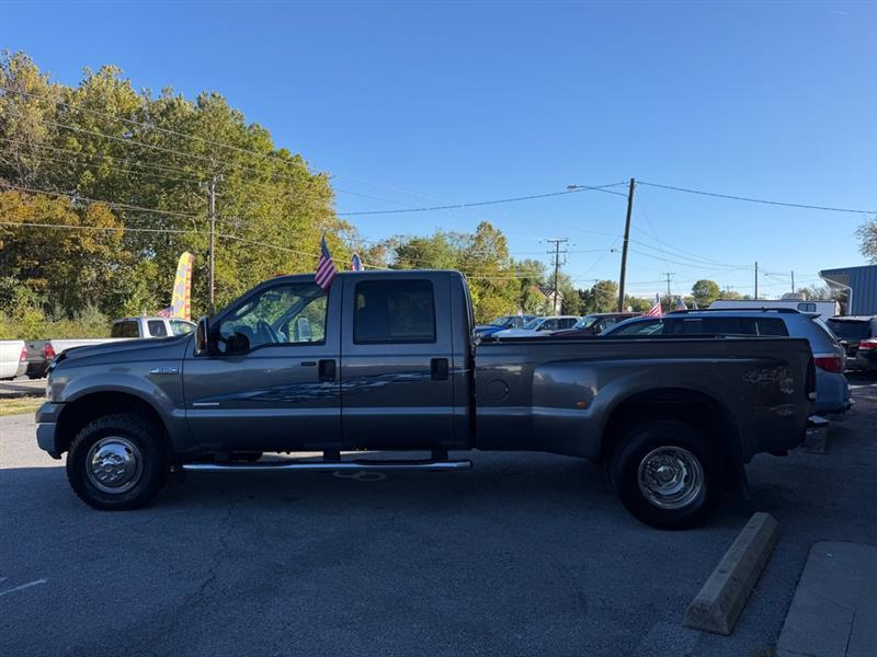 Ford F-350 SD XL Crew Cab 4WD DRW 2006