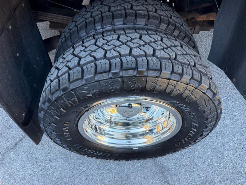 Ford F-350 SD XL Crew Cab 4WD DRW 2006